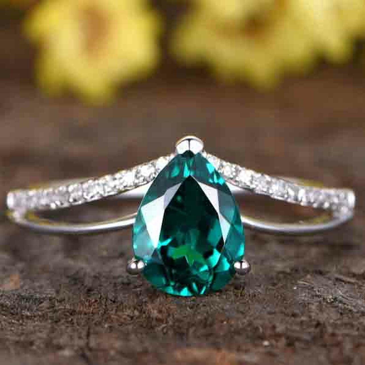 pear emerald ring