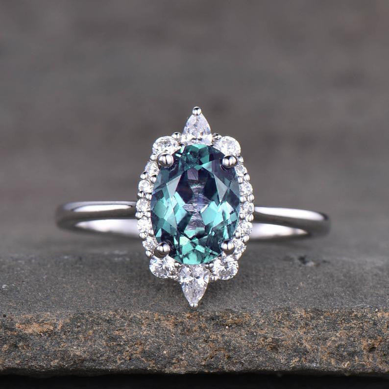 Vintage Alexandrite Engagement Ring 0