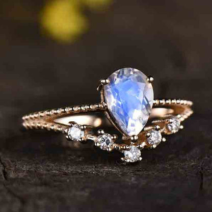 Vintage Female Moonstone engagement ring 0