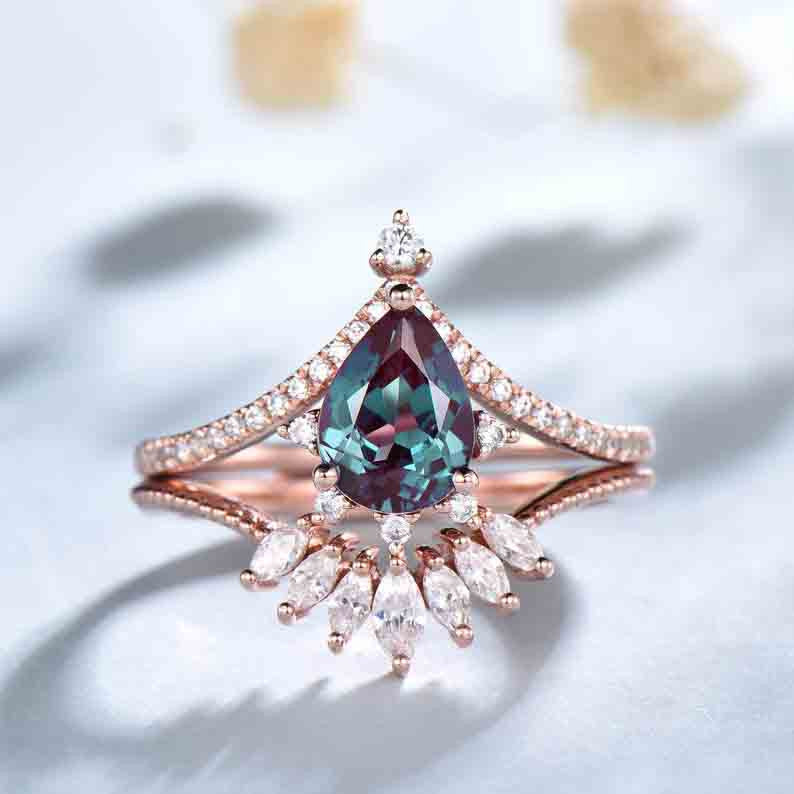 Pear shaped Alexandrite Engagemnt Ring Set-BBBGEM alexandrite stackable ring