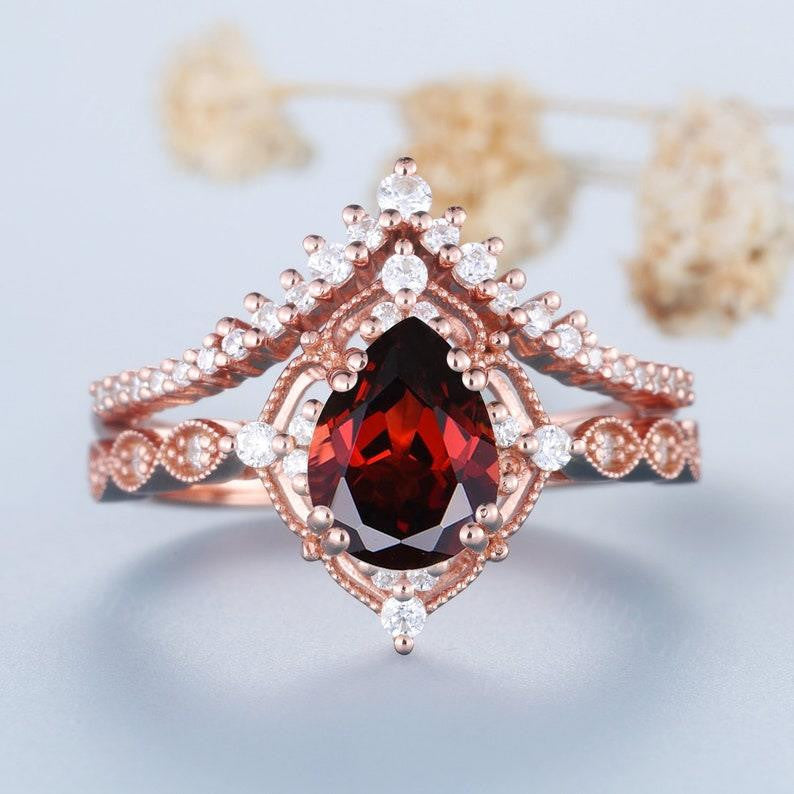 Garnet Engagement Ring-BBBGEM Garnet Engagement Ring