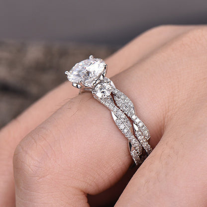 moissanite diamond rings-2 Carat forever one colorless moissanite engagement rings