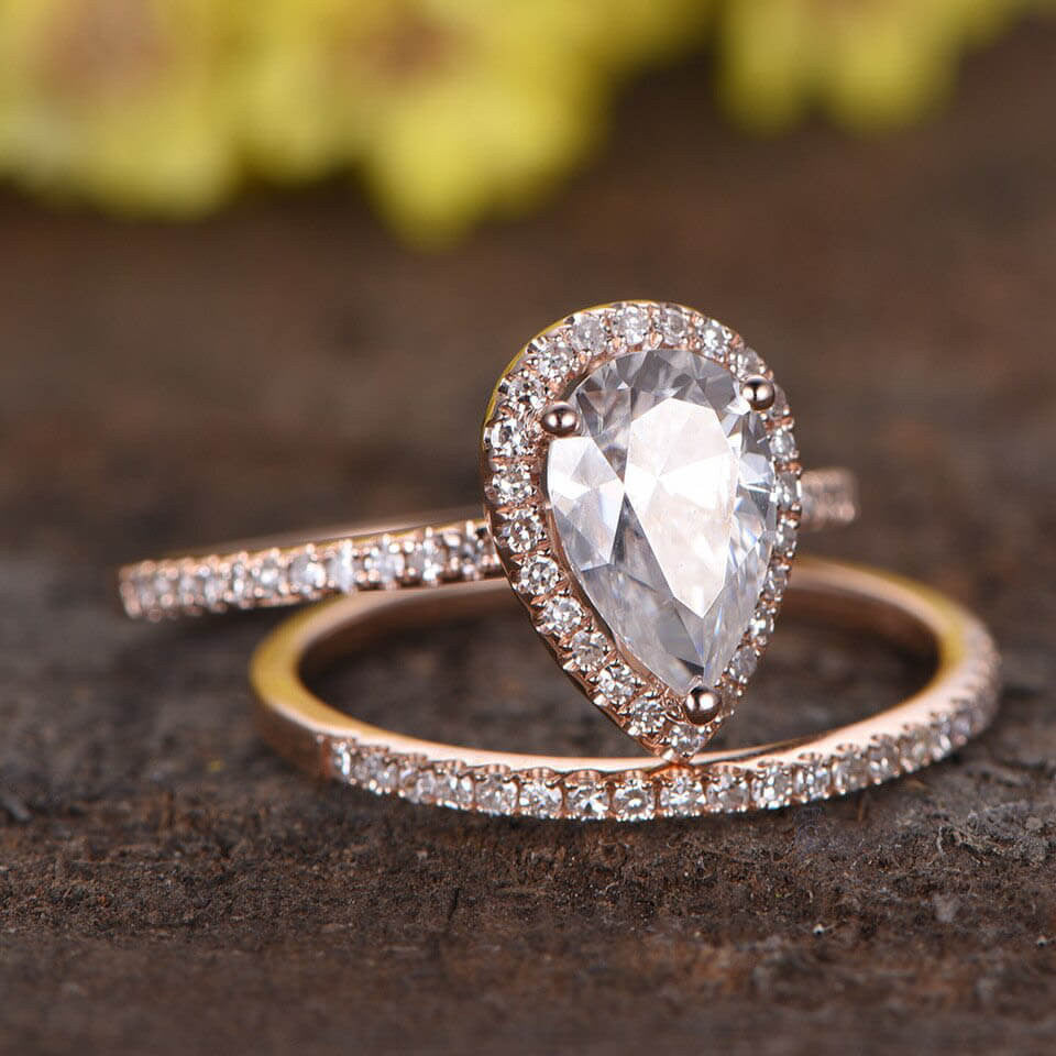 1.5 Carat Pear Shaped Moissanite Engagement Ring Set-BBBGEM Rose Gold Moissanite Ring