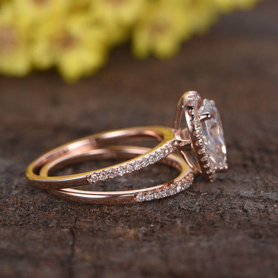 Pear Shaped Moissanite Engagement Ring-BBBGEM Rose Gold Moissanite Ring